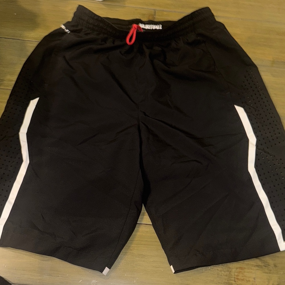Nike Black Athletic Men's Shorts L like new condition